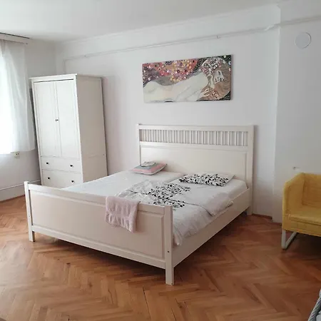 Eszter
